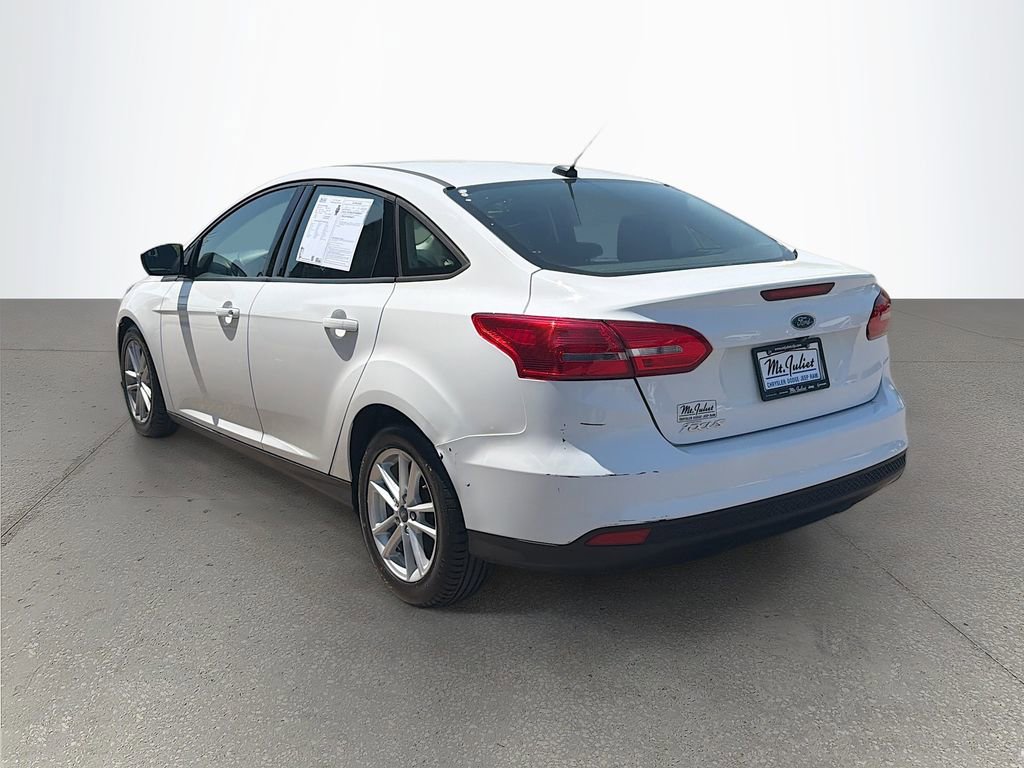 Used 2018 Ford Focus SE FWD image 6