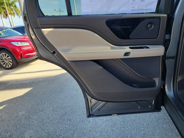 Certified 2024 Lincoln Aviator Reserve w/ Elements Package Plus RWD image 13