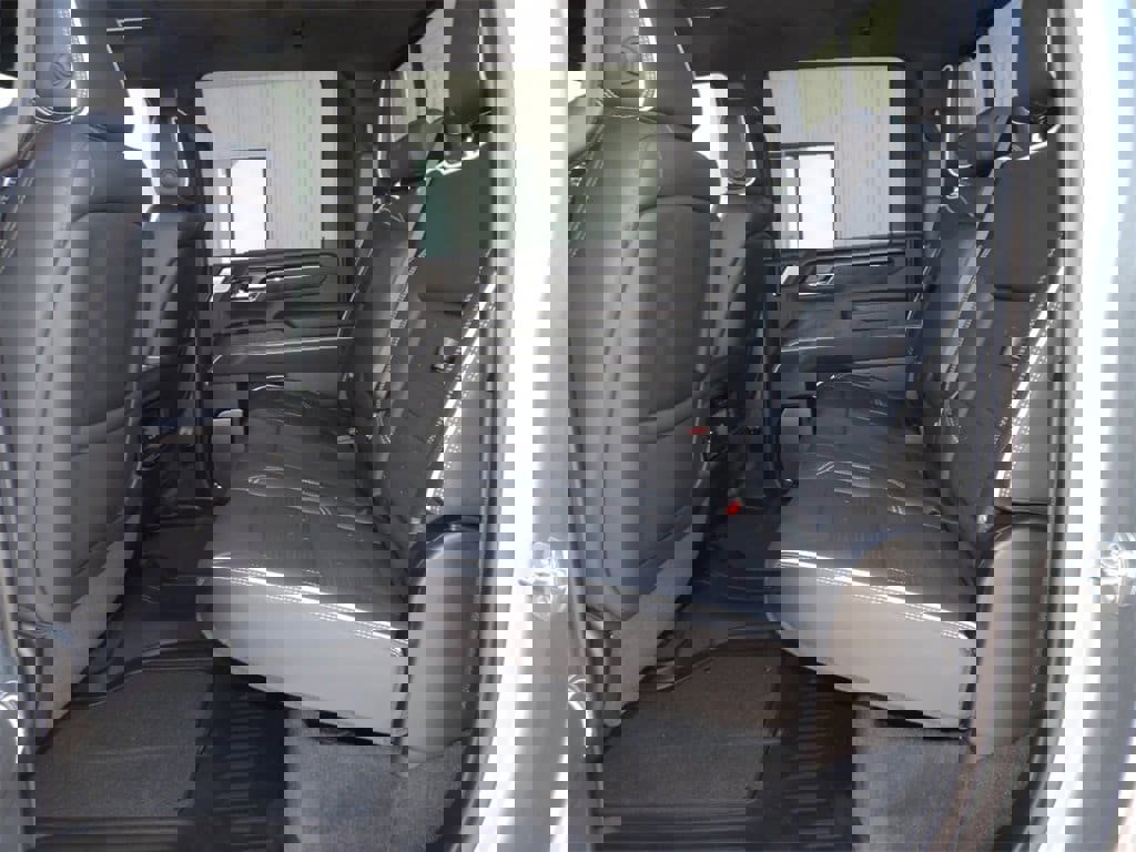 Certified 2025 GMC Sierra 2500 AT4X image 24