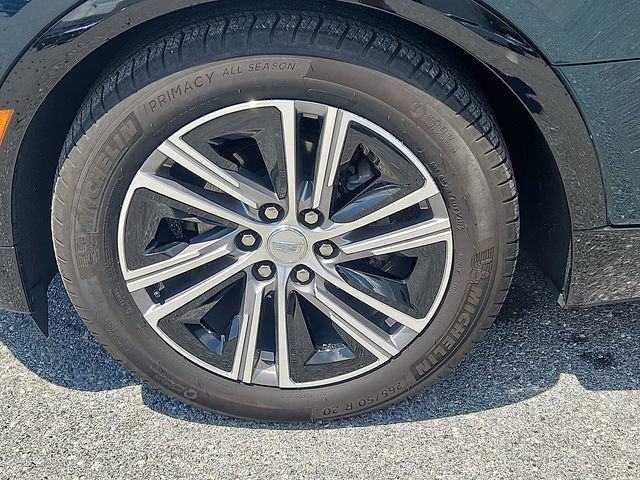 Certified 2024 Cadillac Lyriq Luxury AWD/4WD image 8