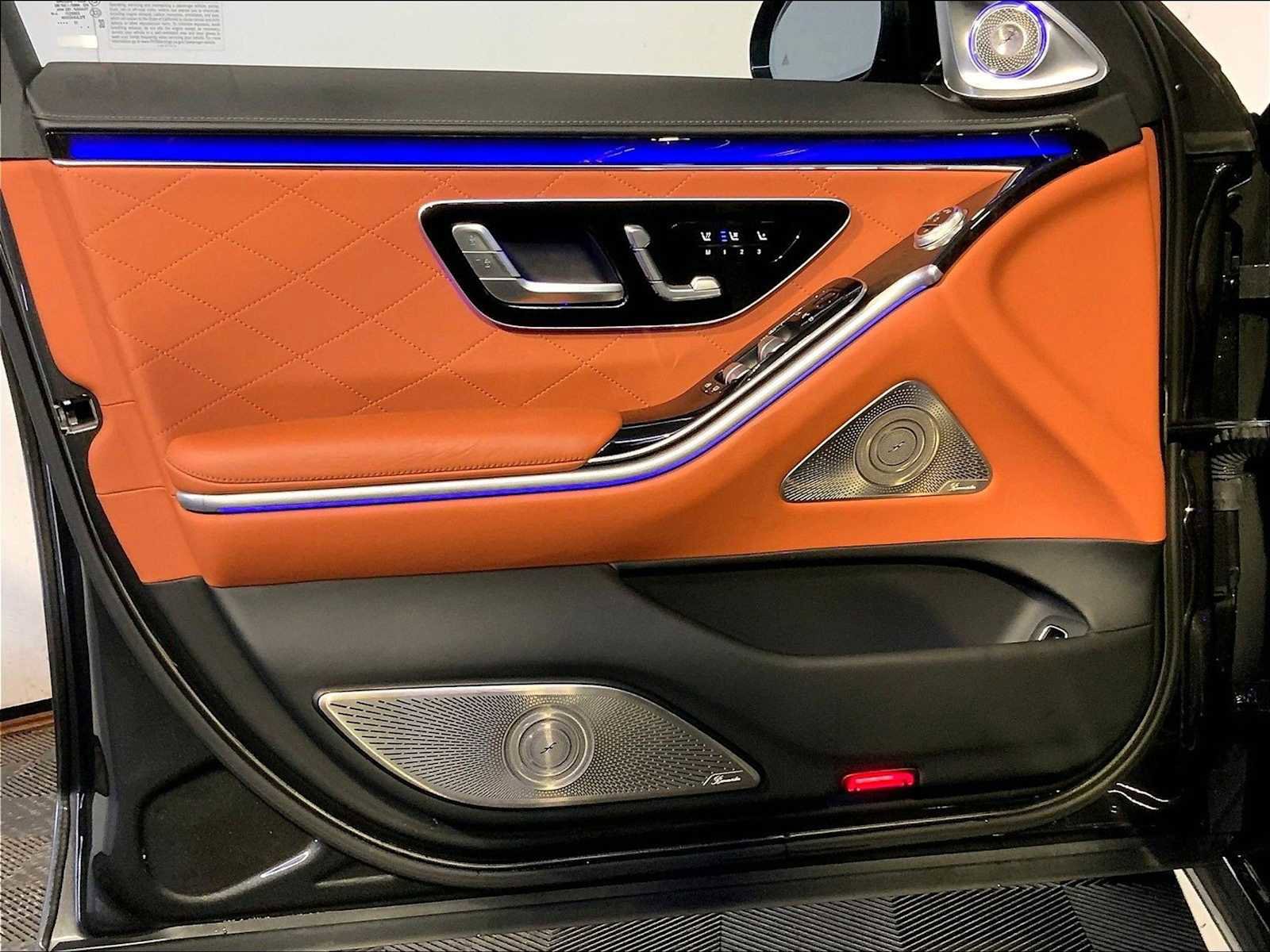 Used 2023 Mercedes-Benz S 580 4MATIC Sedan image 25