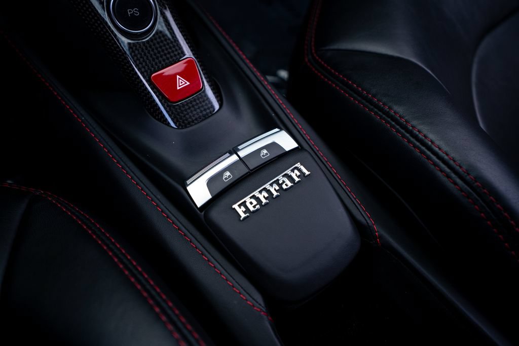 Used 2016 Ferrari 488 GTB RWD image 46