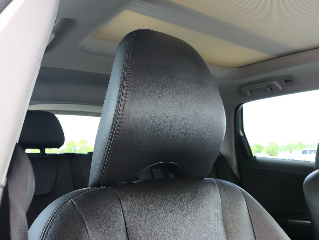 Used 2015 Volvo XC60 T5 w/ Protection Package AWD/4WD image 47