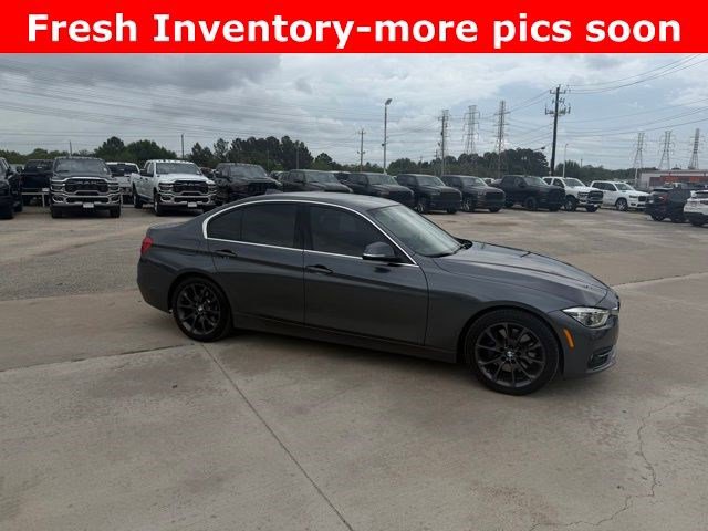 Used 2018 BMW 330i Sedan image 2