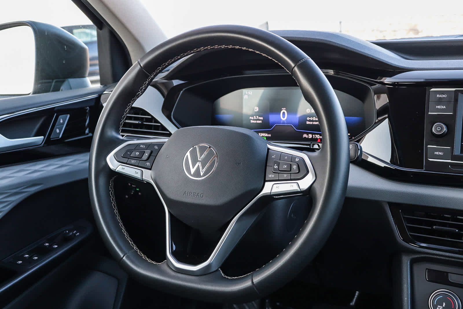 Used 2022 Volkswagen Taos S w/ IQ Drive S Package image 15