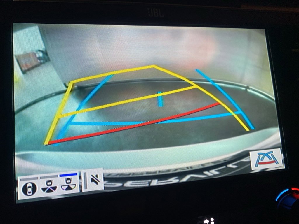 Used 2018 Toyota Camry XLE image 20