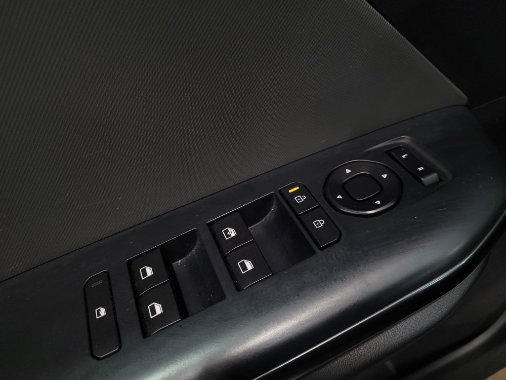Used 2025 Kia K4 FWD image 27