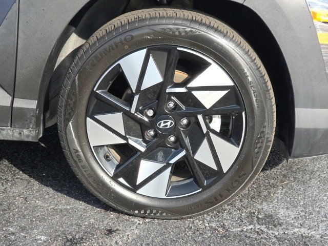 Certified 2024 Hyundai Kona SEL w/ Convenience Package image 25