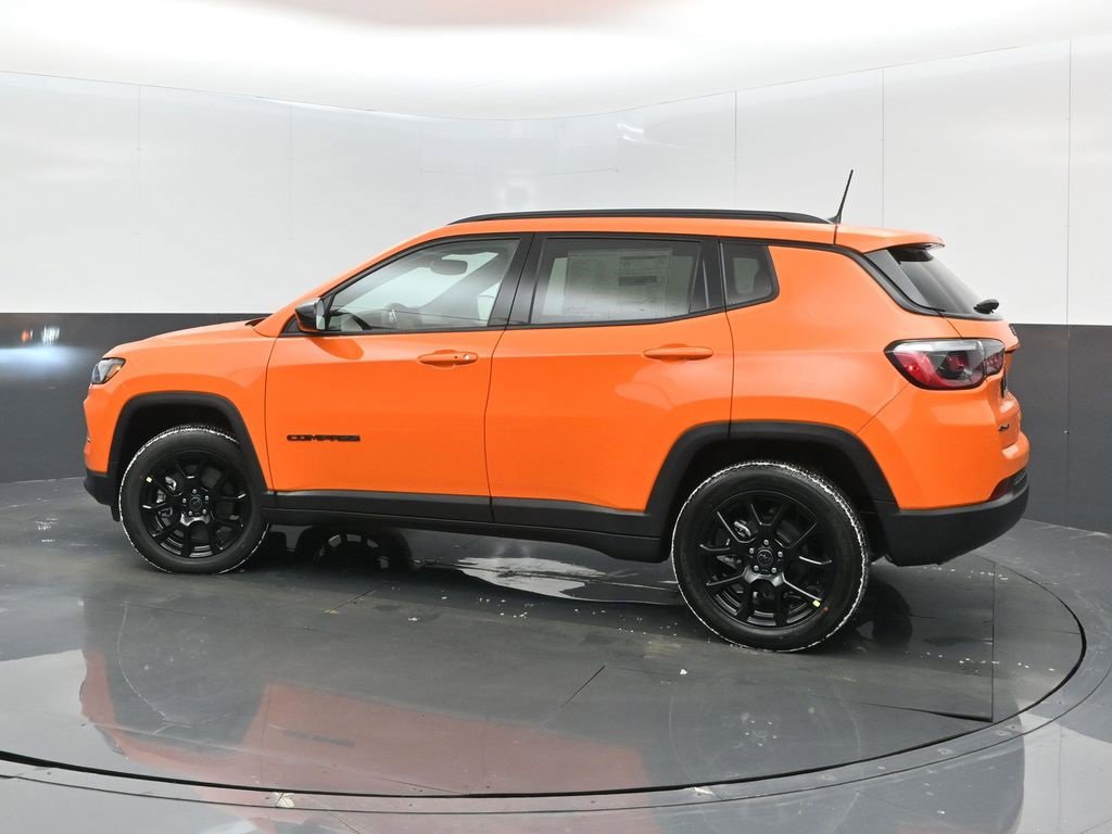 New 2026 Jeep Compass Latitude image 5