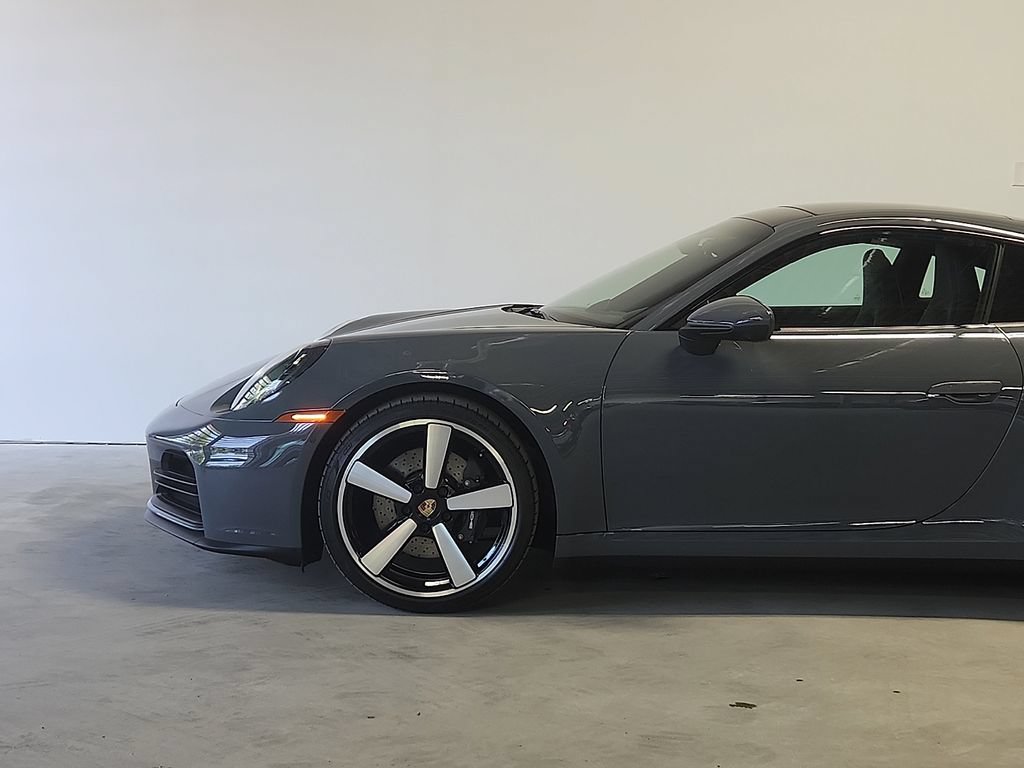 Certified 2025 Porsche 911 Carrera RWD image 6