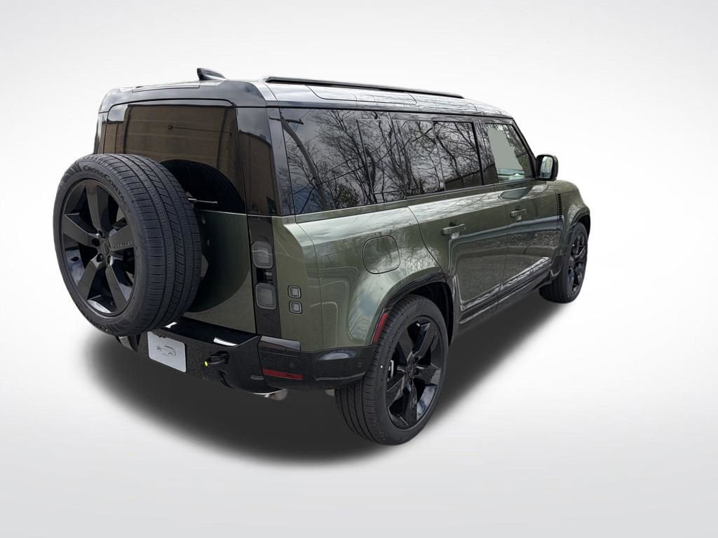 New 2026 Land Rover Defender 110 X-Dynamic SE AWD/4WD image 8
