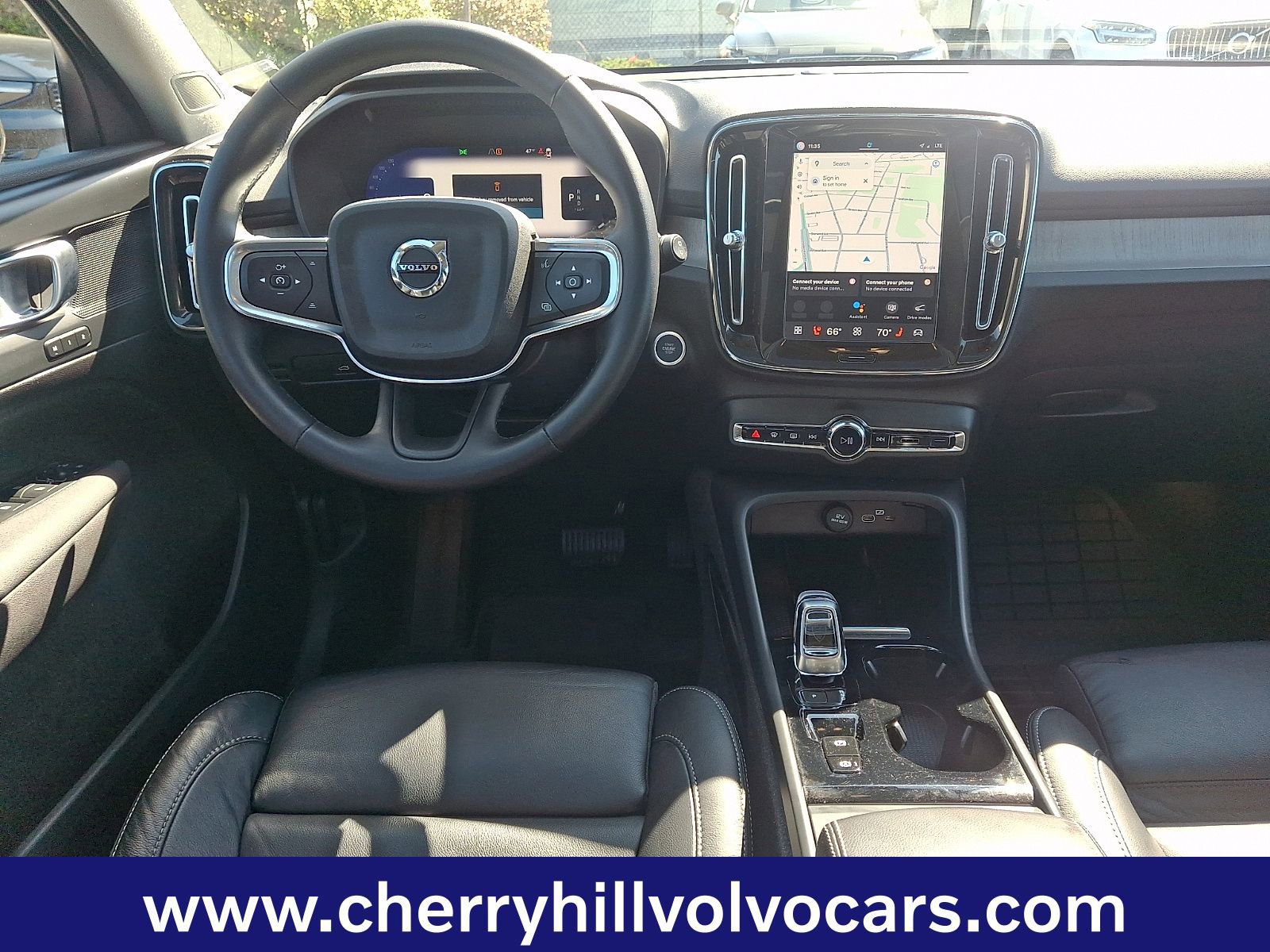 Certified 2023 Volvo XC40 B5 Plus w/ Driver Assist Package image 12