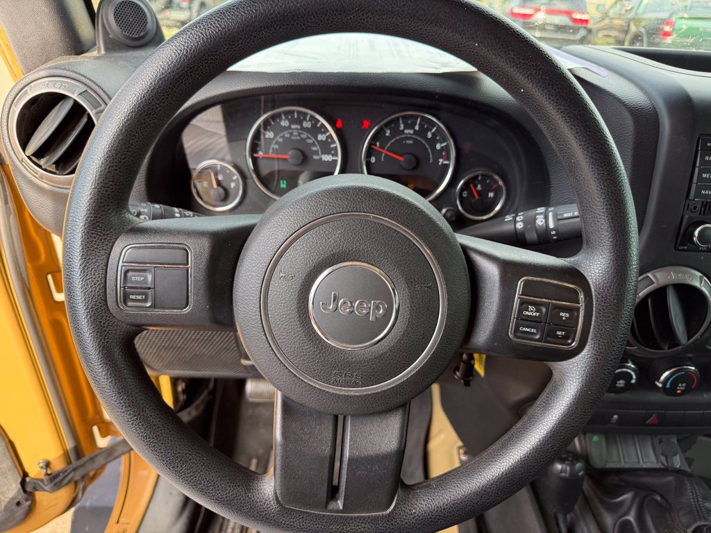Used 2014 Jeep Wrangler Unlimited Sport w/ Max Tow Package AWD/4WD image 14