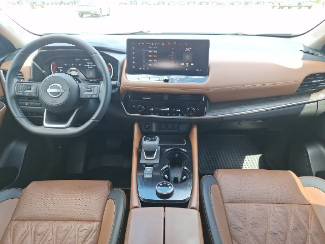 Certified 2024 Nissan Rogue Platinum AWD/4WD image 13