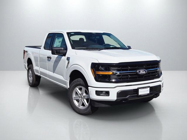 New 2026 Ford F150 XLT w/ Equipment Group 301A Standard