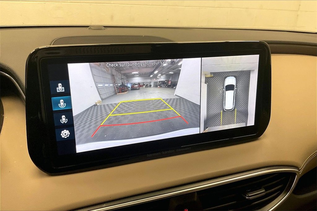 Used 2021 Hyundai Santa Fe Limited w/ Cargo Package image 22