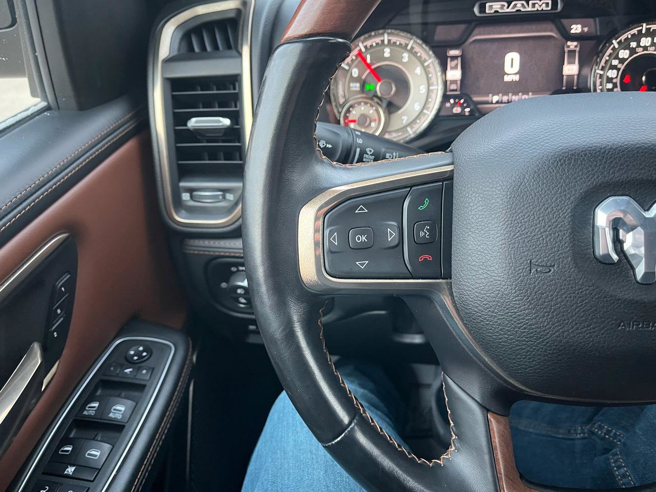 Used 2021 RAM 1500 Limited AWD/4WD image 13