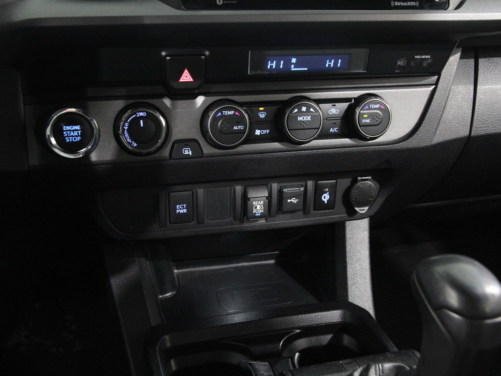 Used 2023 Toyota Tacoma TRD Off-Road image 12