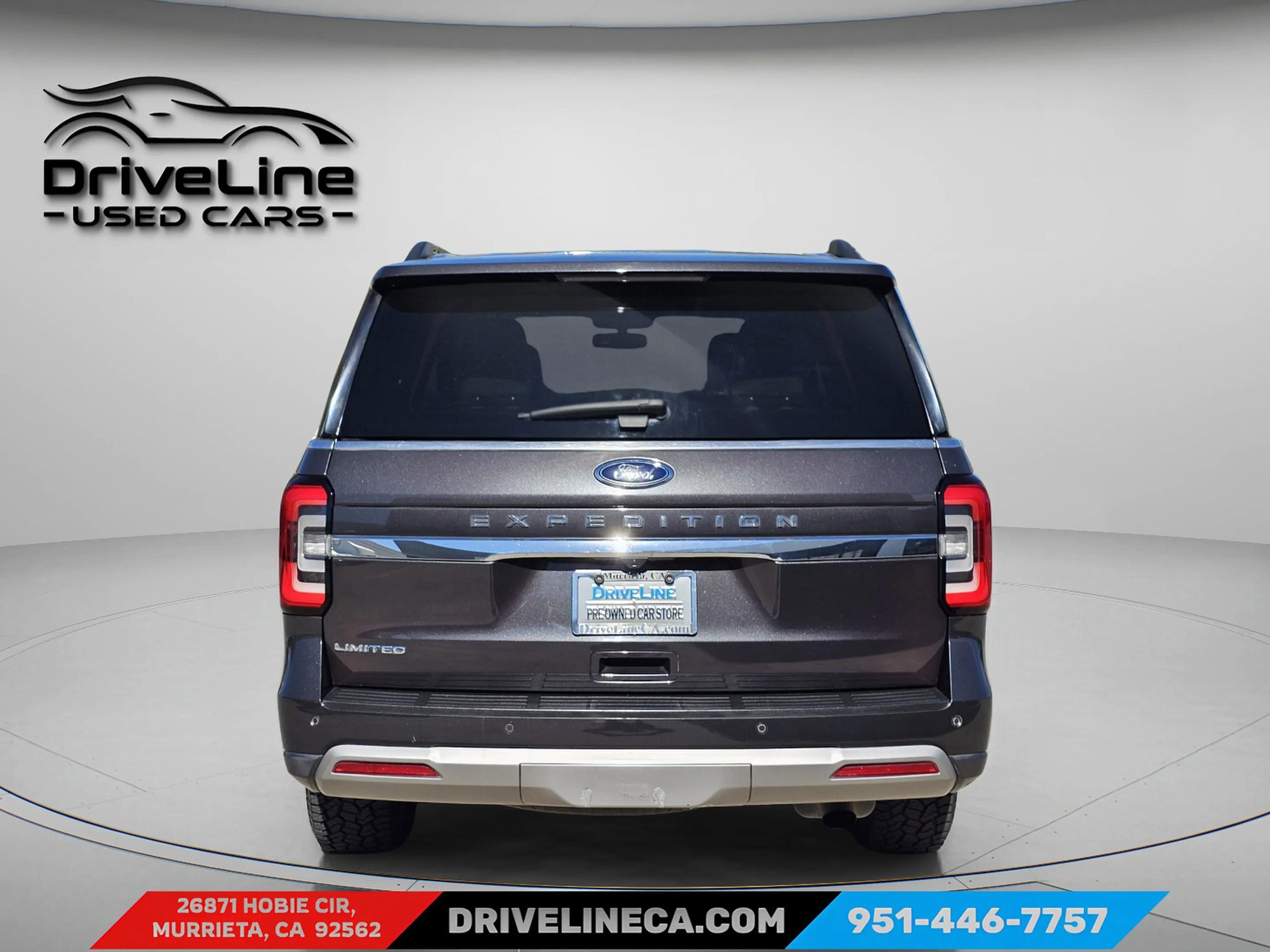 Used 2023 Ford Expedition Limited image 3