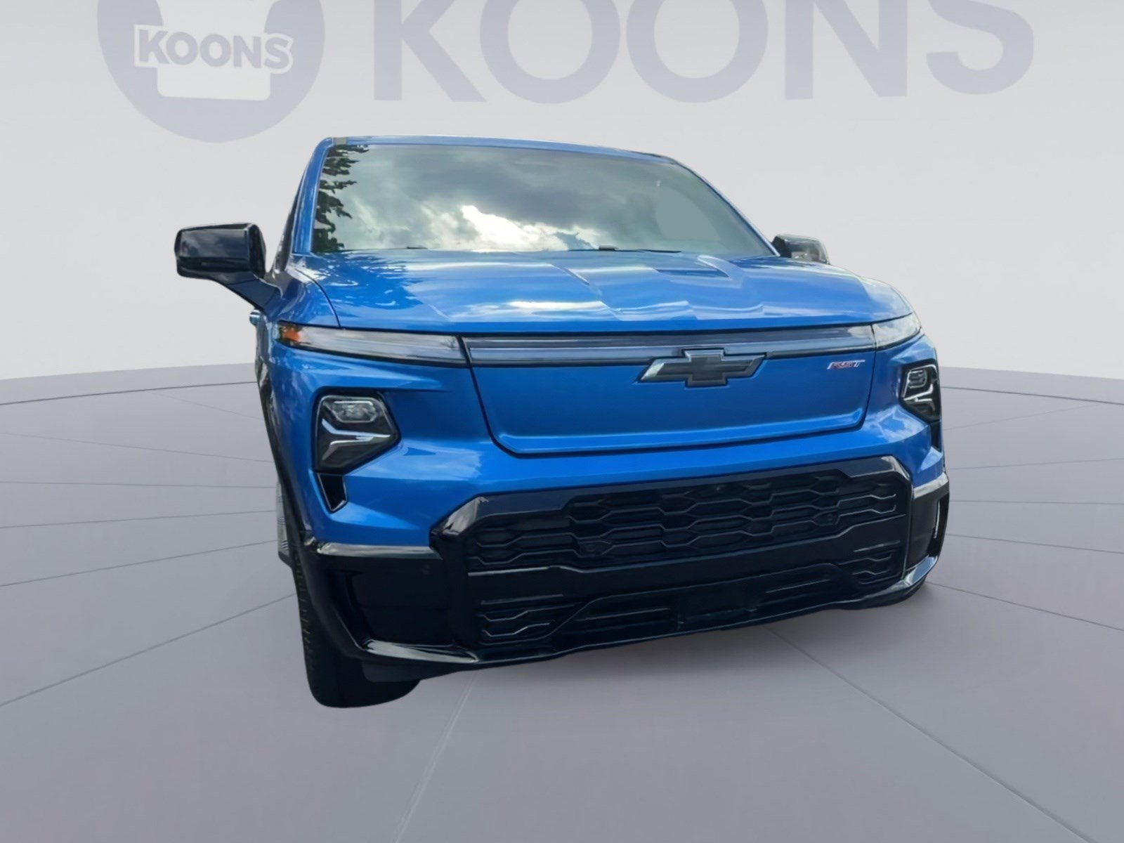 Used 2025 Chevrolet Silverado EV RST image 11