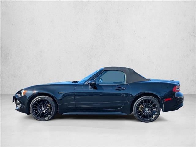 Used 2017 FIAT 124 Spider Classica RWD image 9