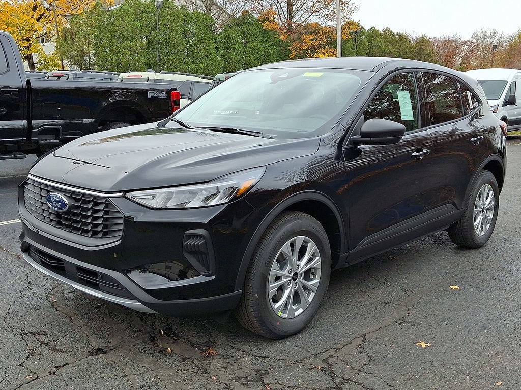 New 2026 Ford Escape Active w/ Cold Weather Package AWD/4WD image 2