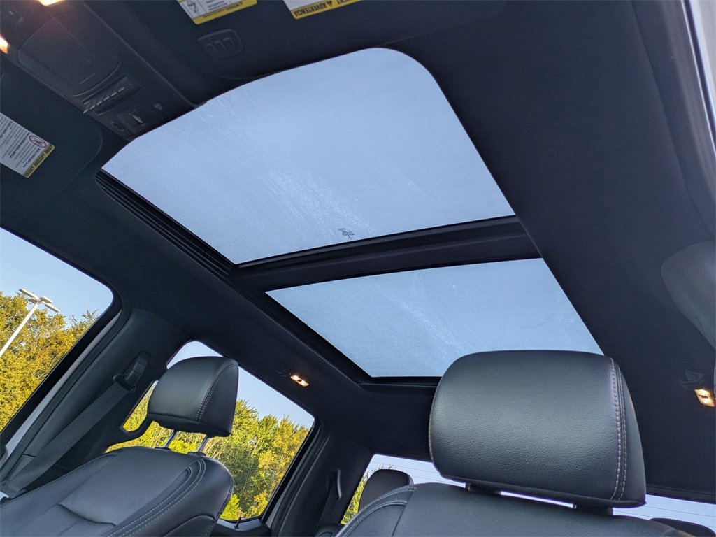 Used 2022 Ford F350 Lariat w/ Lariat Ultimate Package image 17