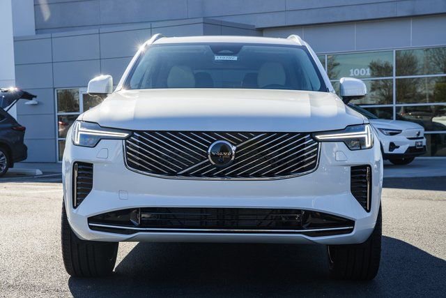 New 2026 Volvo XC90 B6 Ultra w/ Protection Package Premier image 2