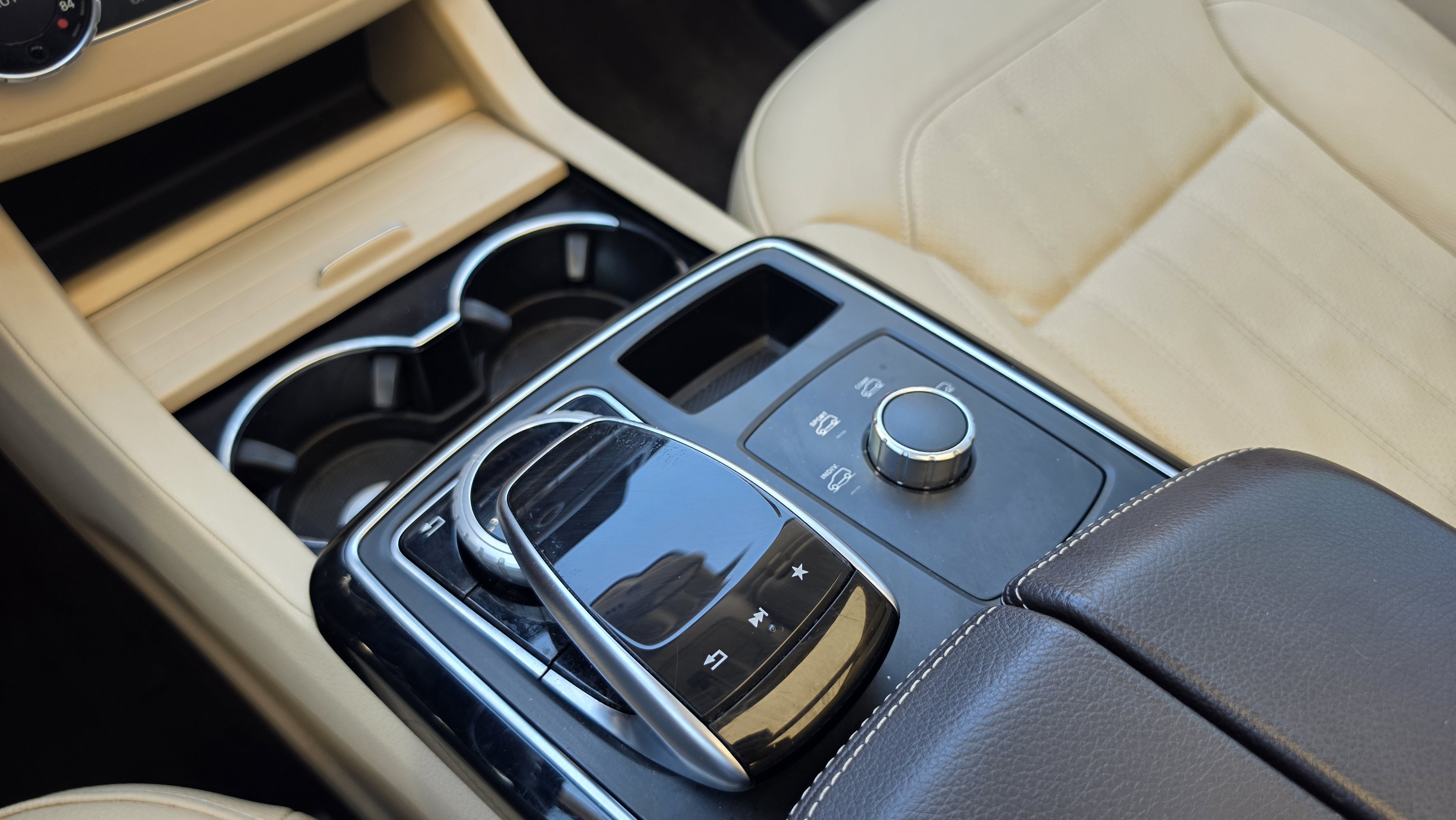 Used 2018 Mercedes-Benz GLE 350 w/ Premium 1 Package image 37