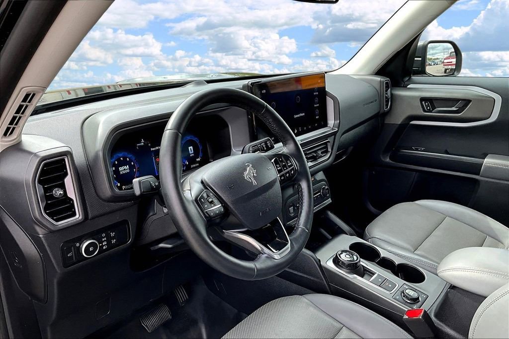 Used 2025 Ford Bronco Sport Badlands image 19