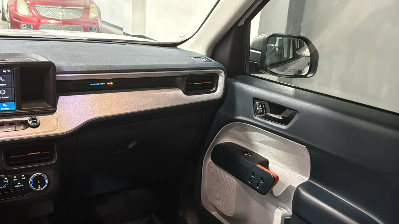 Used 2024 Ford Maverick XLT FWD image 23