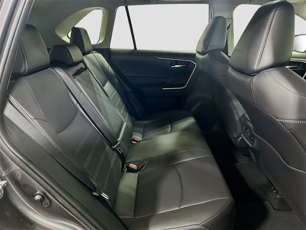Used 2025 Toyota RAV4 XLE Premium image 24