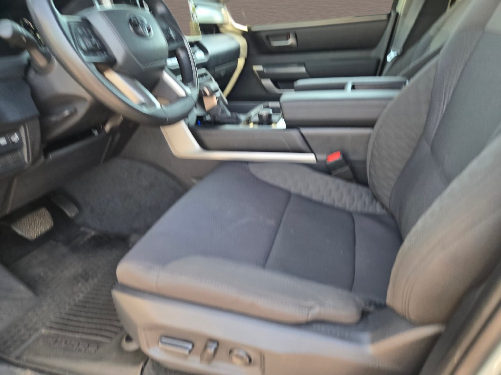 Used 2025 Toyota Tundra SR5 w/ SR5 Convenience Package RWD image 23