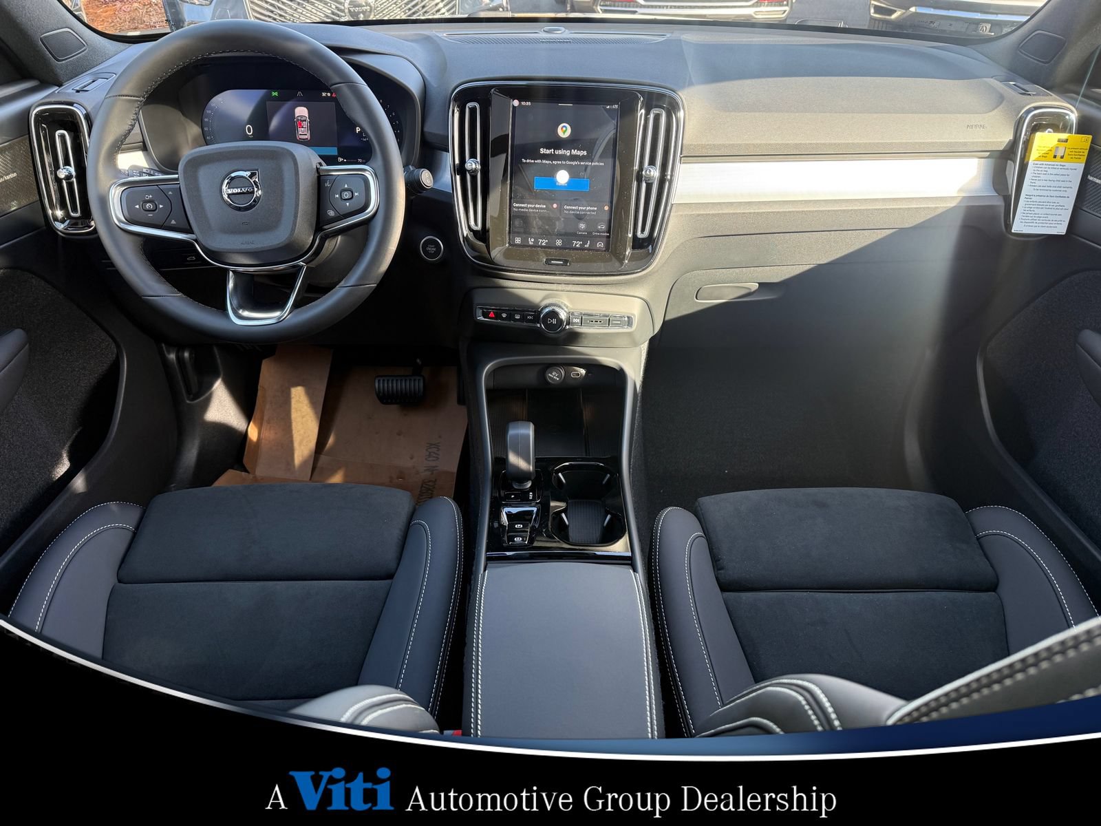 Used 2026 Volvo XC40 B5 Ultra w/ Protection Package Premier AWD/4WD image 2