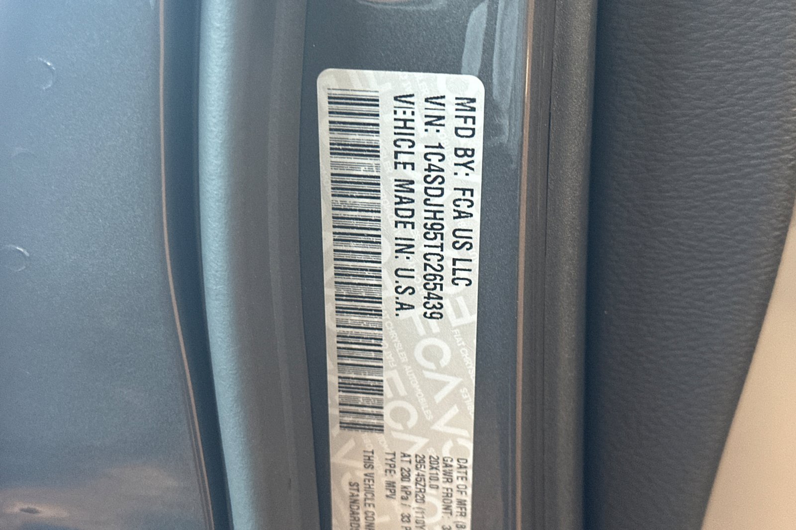 New 2026 Dodge Durango SRT Hellcat w/ 3rd Row Seating Group AWD/4WD image 29