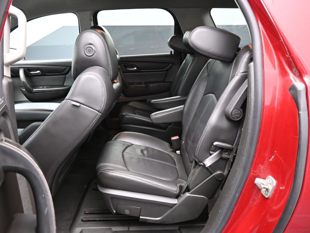 Used 2013 GMC Acadia SLT image 35