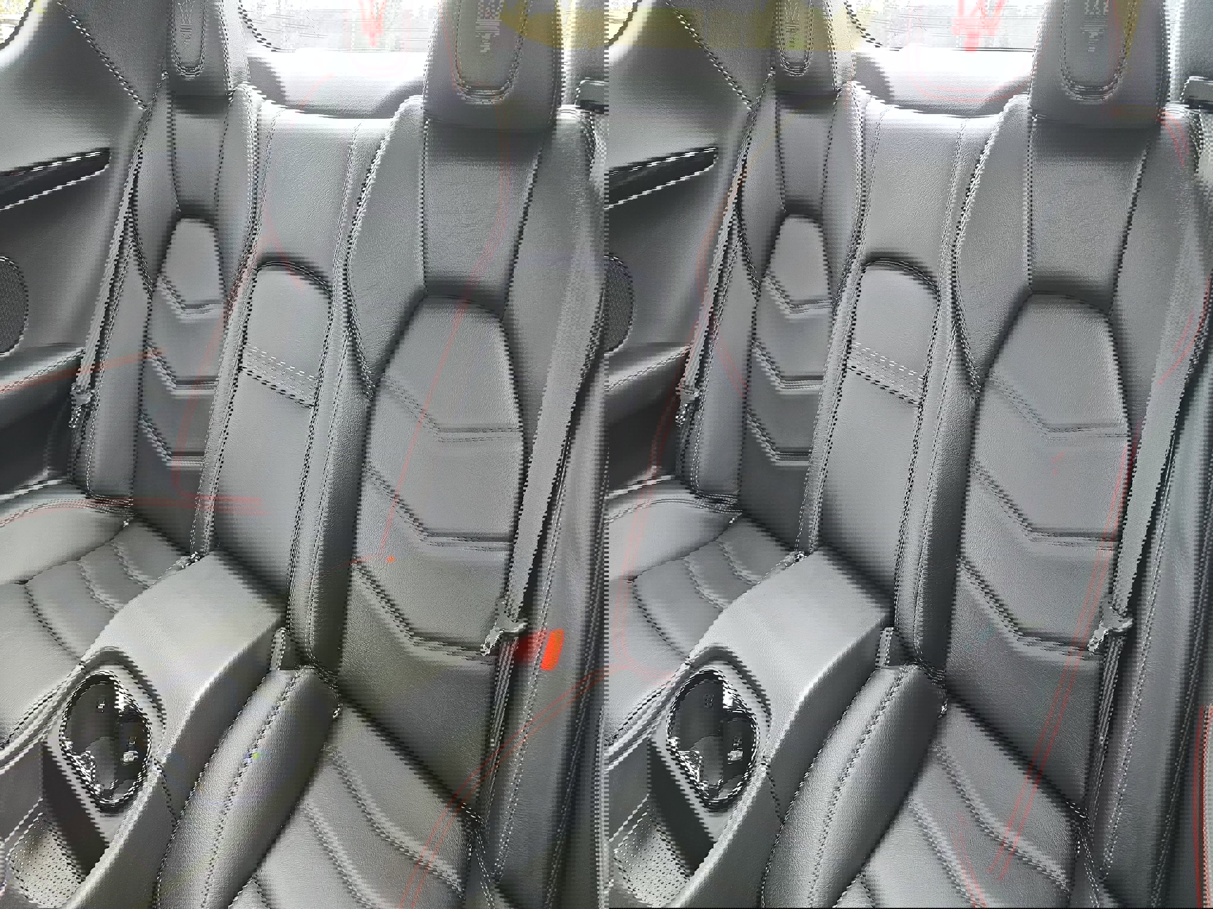 Used 2018 Maserati GranTurismo Sport image 13