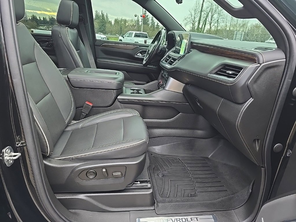 Used 2022 Chevrolet Suburban Premier image 34