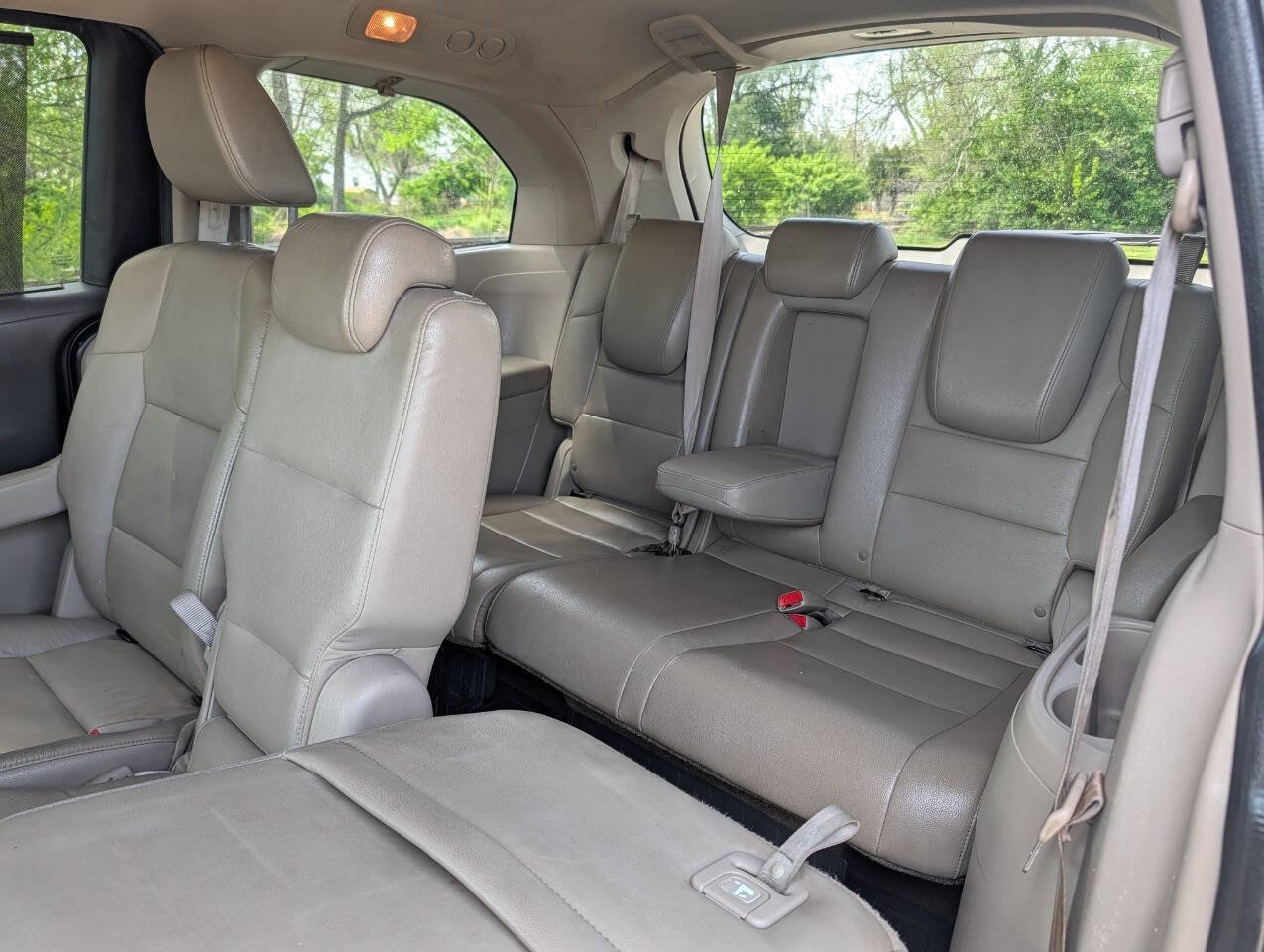 Used 2014 Honda Odyssey Touring Elite image 6
