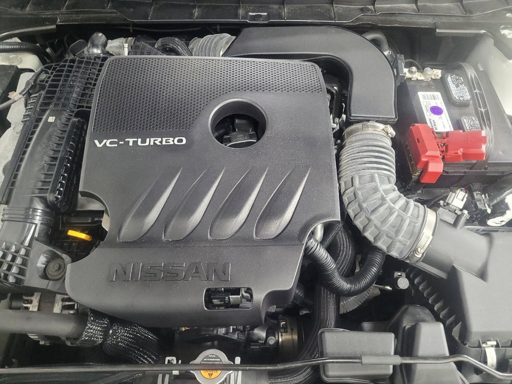Used 2020 Nissan Altima 2.0 Platinum FWD image 30