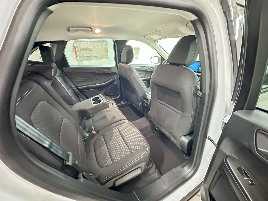 New 2026 Ford Escape Active w/ Tech Pack #1 AWD/4WD image 4