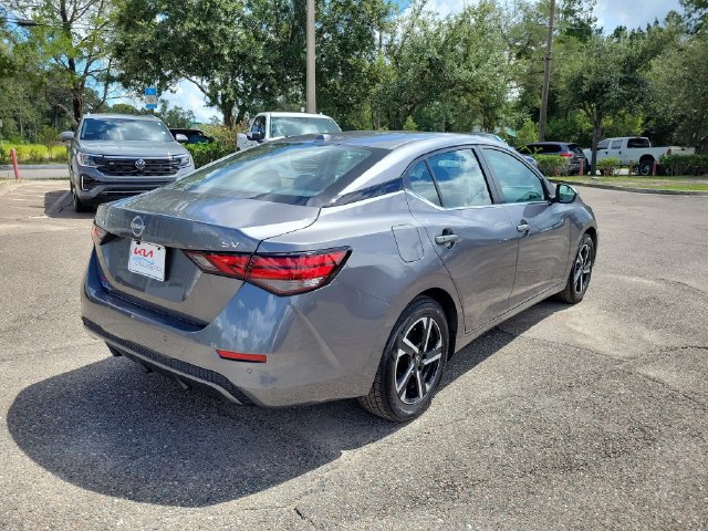 Used 2024 Nissan Sentra SV FWD image 2