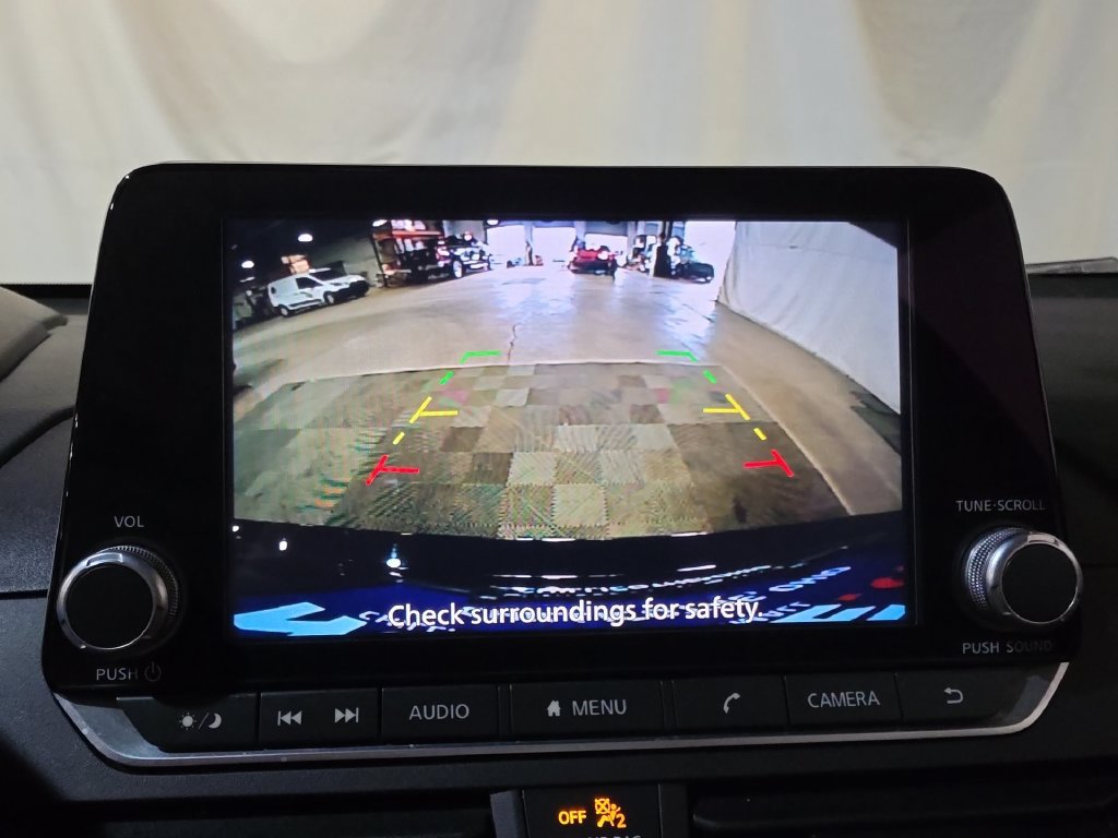 Used 2025 Nissan Altima 2.5 SV FWD image 22