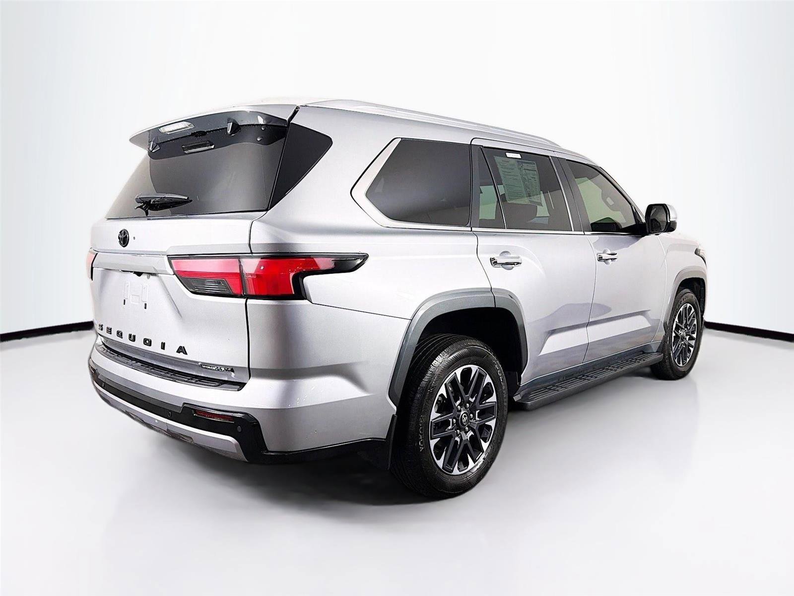 Used 2025 Toyota Sequoia Limited AWD/4WD image 7