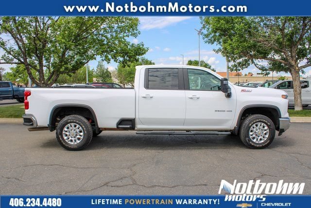 Used 2024 Chevrolet Silverado 3500 LT w/ Convenience Package AWD/4WD image 7
