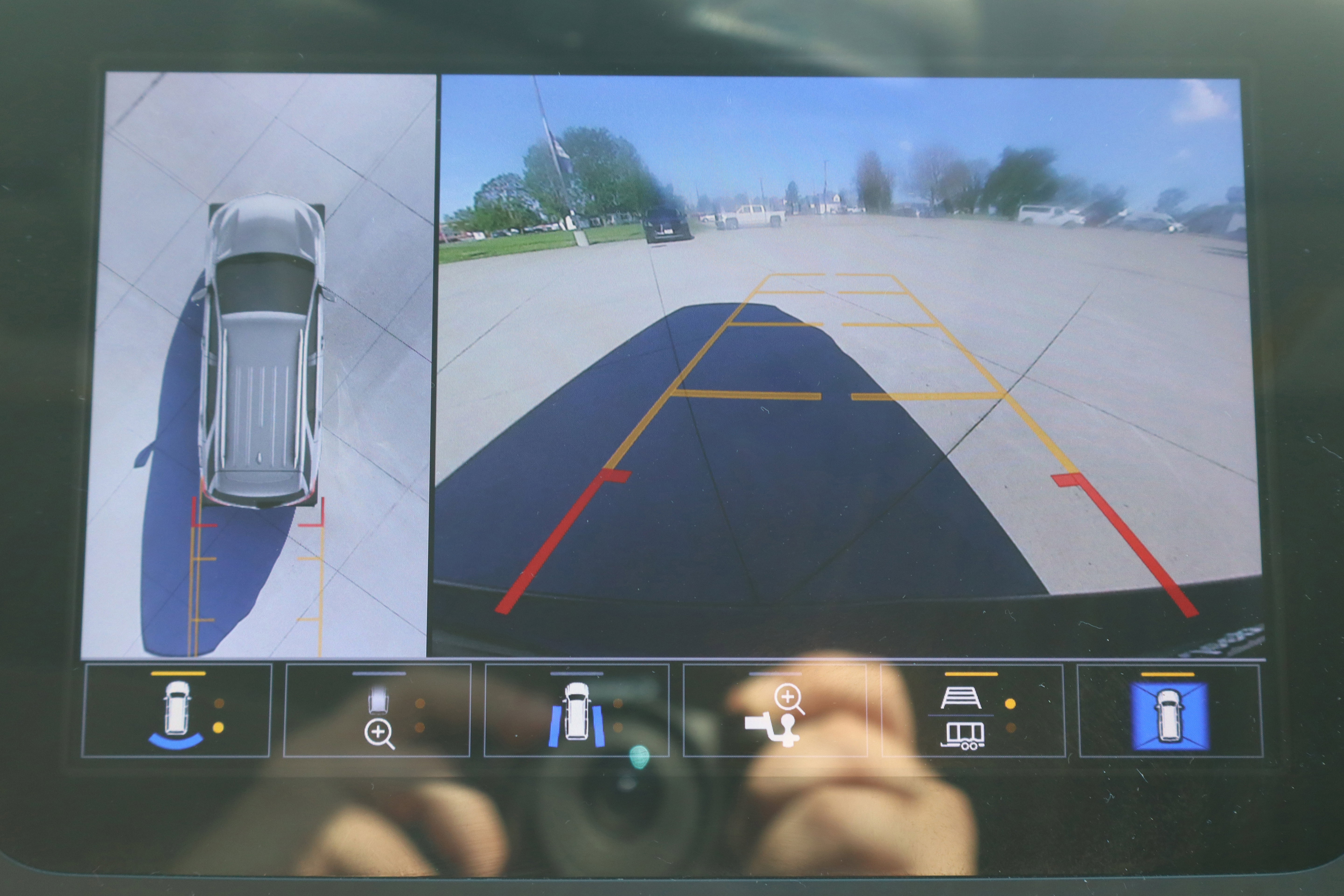 Used 2024 Chevrolet Equinox LT FWD image 19