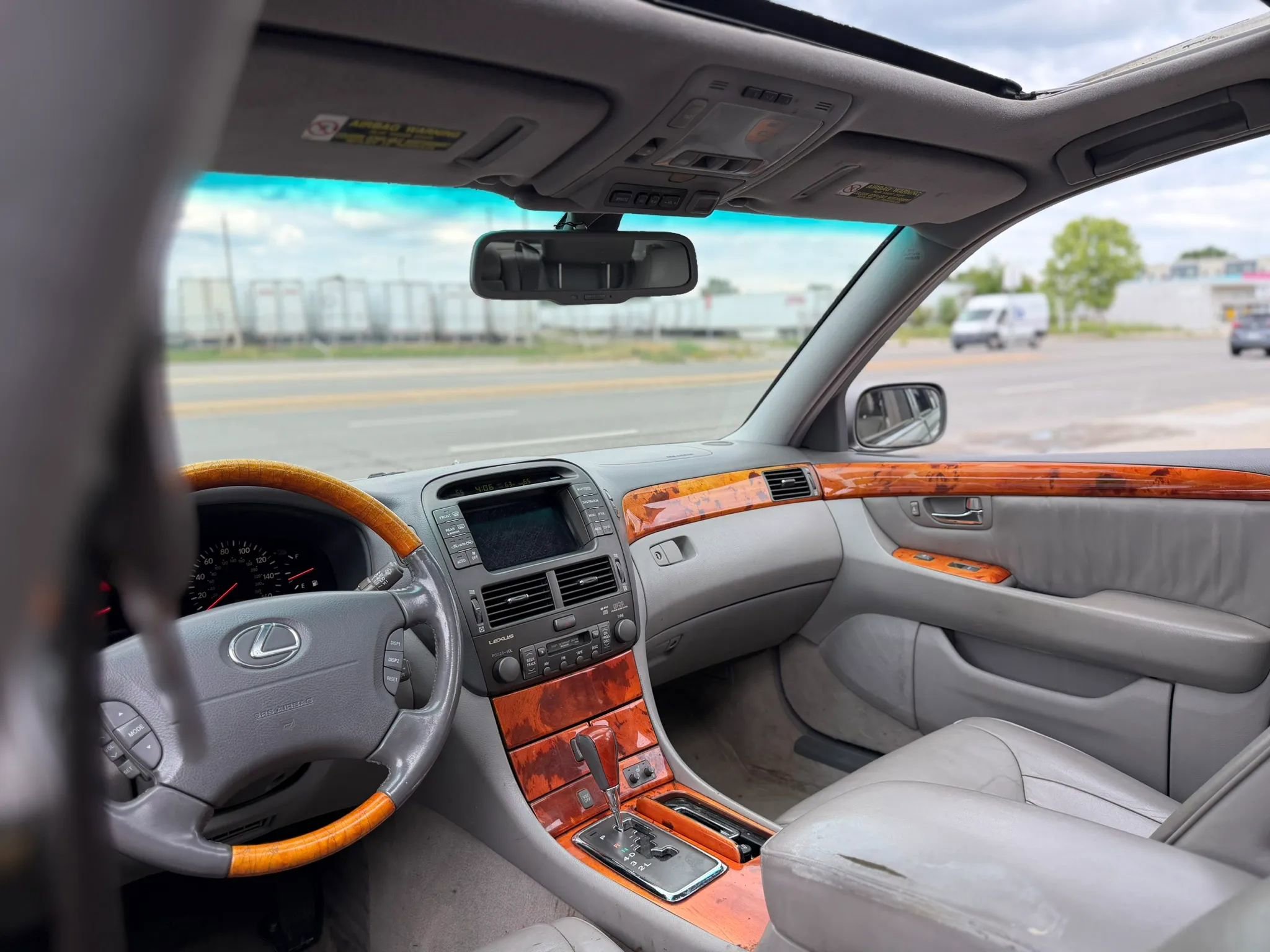 Used 2002 Lexus LS 430 RWD image 34
