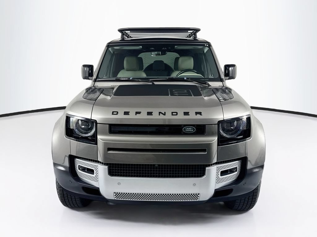 Used 2024 Land Rover Defender 110 S AWD/4WD image 2