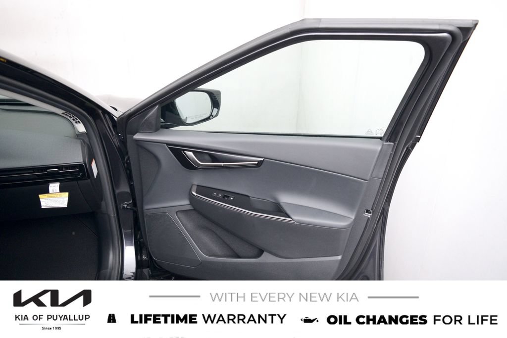 New 2026 Kia EV6 Light AWD/4WD image 16