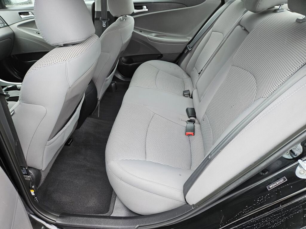 Used 2011 Hyundai Sonata GLS FWD image 19